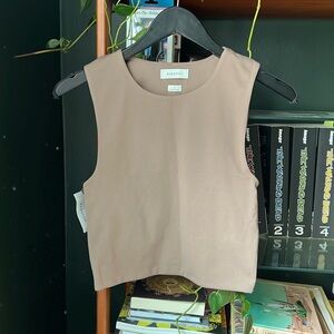 NWT Aritzia Babaton Muscle Tee in Taupe
